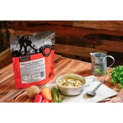 Expedition Foods Mediterranean Vegetable Pasta (800kcal) -Camp and Hike Store 004 0207 1 1
