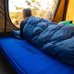 Sea To Summit Comfort Deluxe S.I Mat -Camp and Hike Store 2 e526ef0a 40ca 46bc a350 b5c54eb2f26b