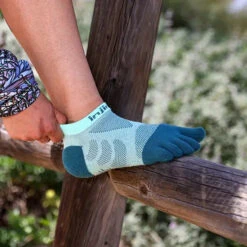 Injinji Women's Ultra Run No Show 7 Injinji Women's Ultra Run No Show -Camp and Hike Store 401111 glc 1