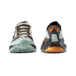 La Sportiva Helios III -Camp and Hike Store 46D 999208 05 Custom