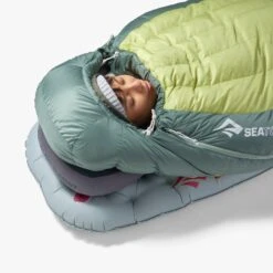 Sea To Summit Ascent Womens Down Sleeping Bag -1°C -Camp and Hike Store AscentDownSleepingBagWomens 1C 30FRegular ASL041101 330401 MODEL 4 2d02d6f6 feb6 4fbb b4a7 2d2622ab5224