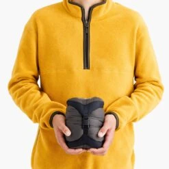 Sea To Summit Ember Down Quilt 7°c -Camp and Hike Store EmberDownQuilt7C 45FRegular ASL042012 050101 MODEL 5