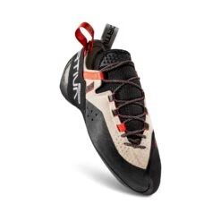 La Sportiva Genius -Camp and Hike Store genius 4