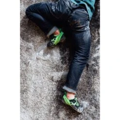 La Sportiva Skwama Vegan -Camp and Hike Store lasportiva skwama vegan closeup