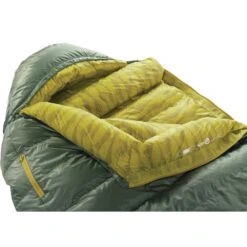Thermarest Questar 20F/-6C -Camp and Hike Store thermarest questar 20f 6c sleeping bag 2020 p980 2958 image 1