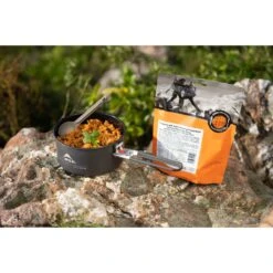 Expedition Foods Couscous With Cajun Spices And Vegetables (800kcal) -Camp and Hike Store vegan couscous with cajun spices and vegetables prepared 2