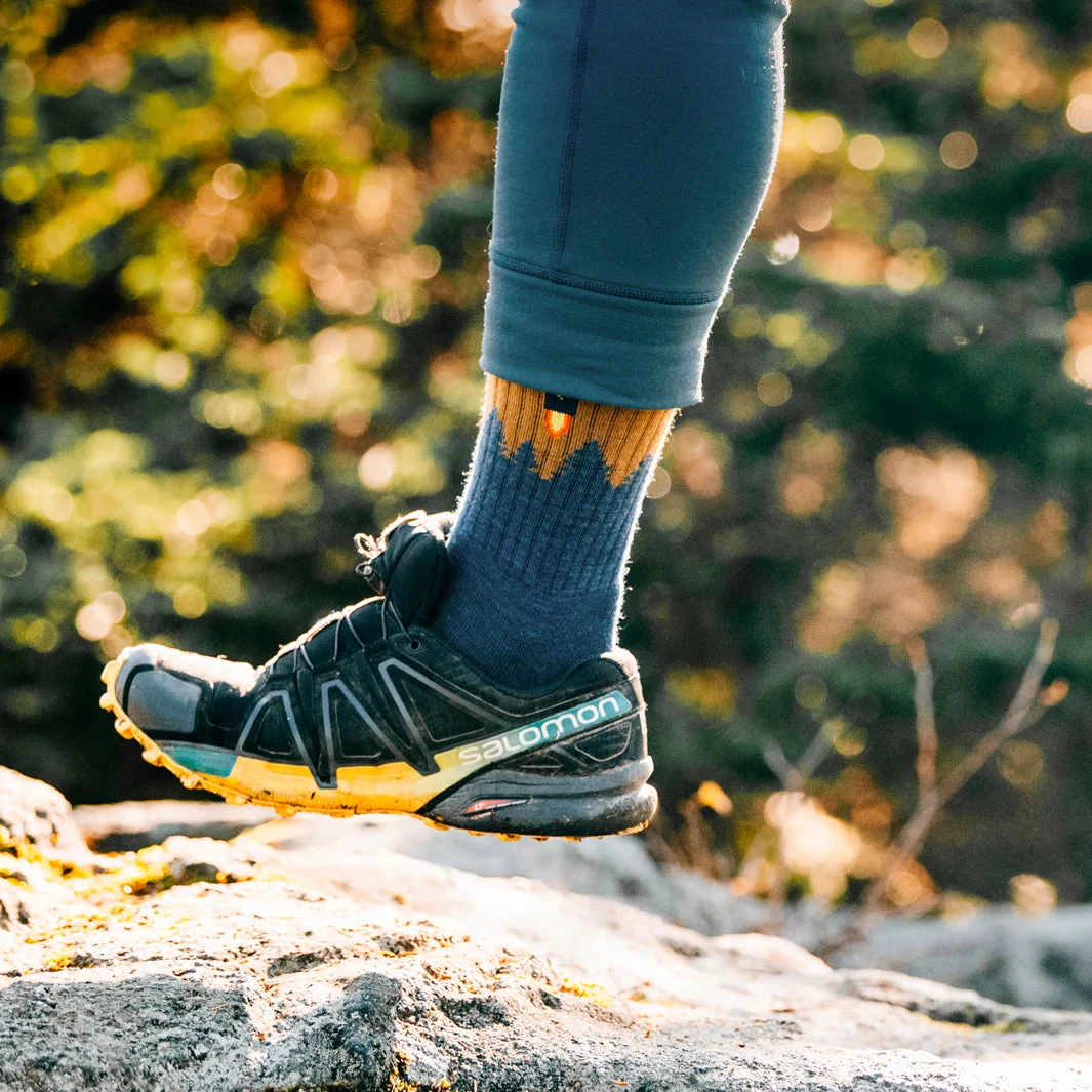 Darn Tough No2 Micro Crew Midweight With Cushion 3 Darn Tough No2 Micro Crew Midweight With Cushion - Image 2